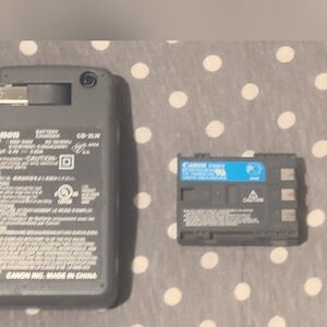 Genuine Canon NB-2LH Battery Pack E160814 7.4V 720mAh Lithium ion W/Charger